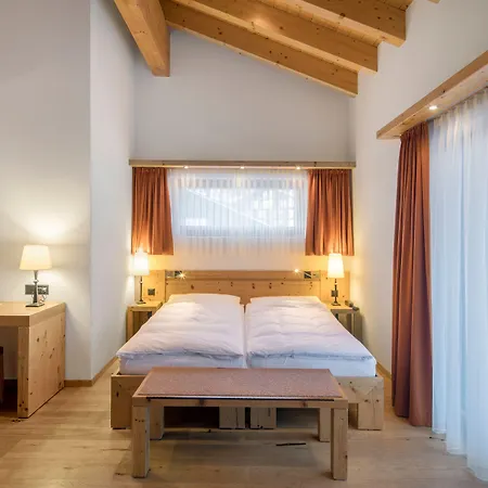 The Phoenix Fitness & Free Access At Alpen Hotel 3*