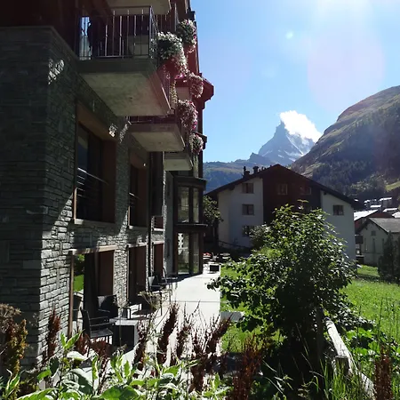 Hotell The Phoenix Fitness & Free Access At Alpen Zermatt