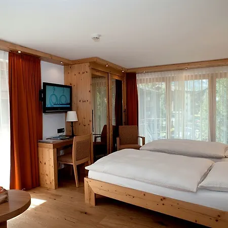 The Phoenix Fitness & Free Access At Alpen 3* Ζερμάτ