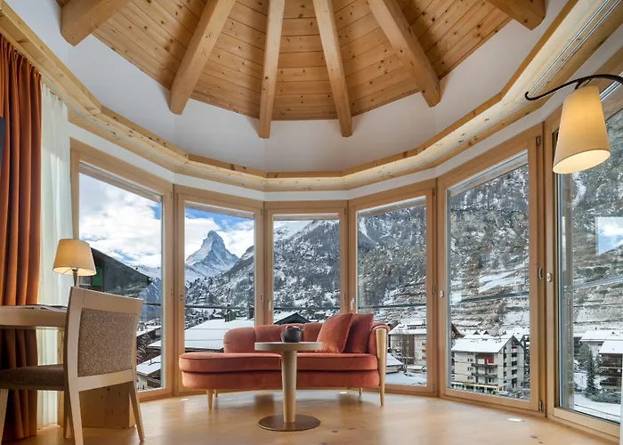 酒店 凤凰酒店 3*