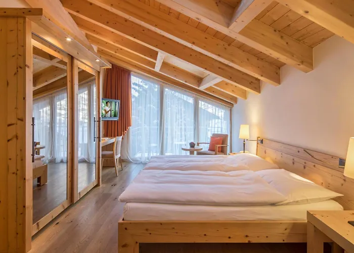 凤凰酒店 3* 采尔马特